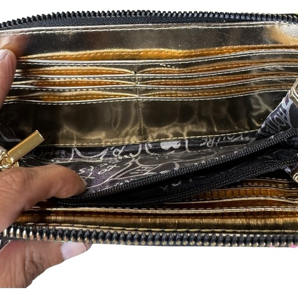 Betsey Johnson Black Floral Wallet - Picture 6 of 12